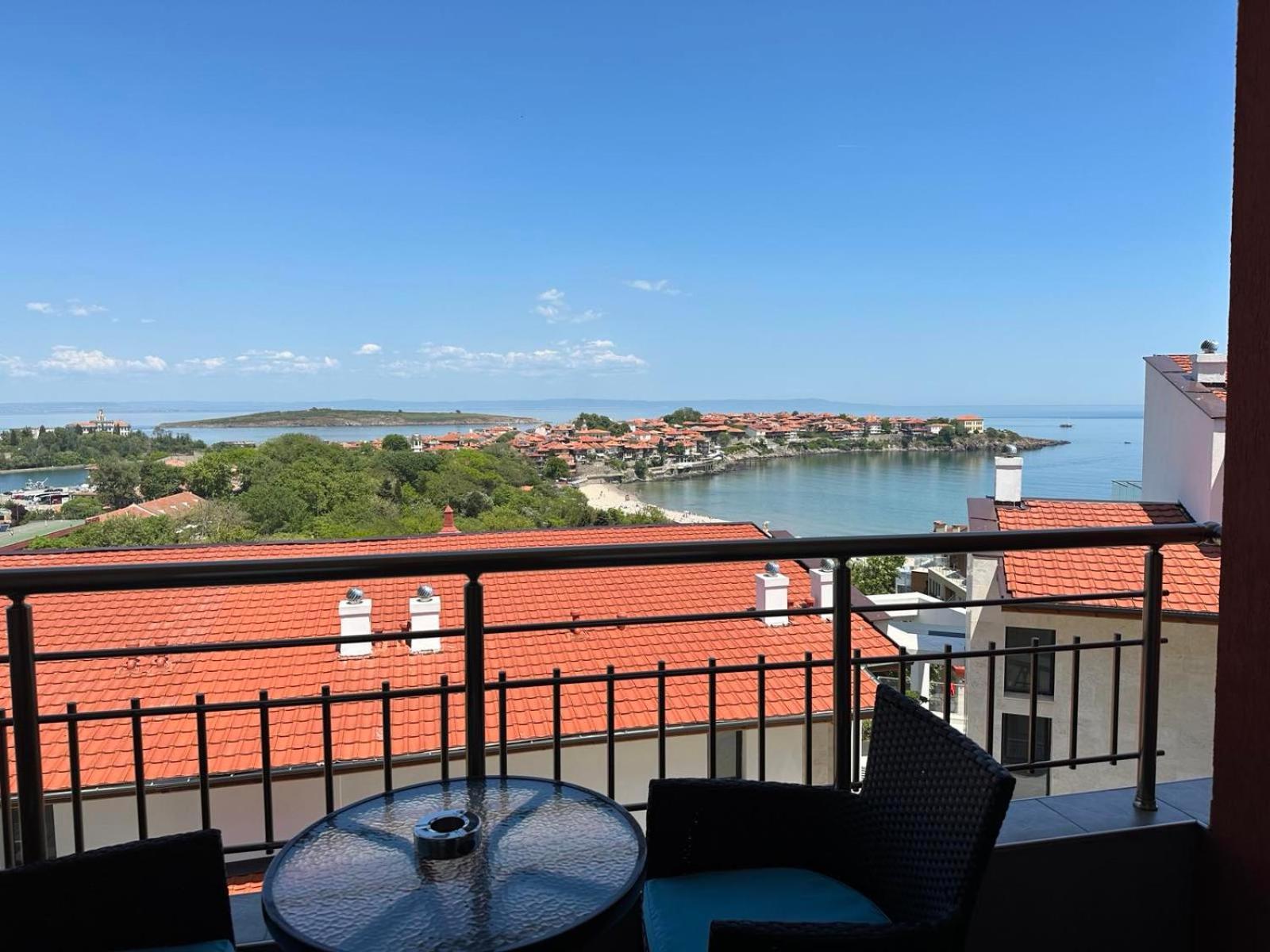 Family Hotel Radiana Sozopol Exteriör bild