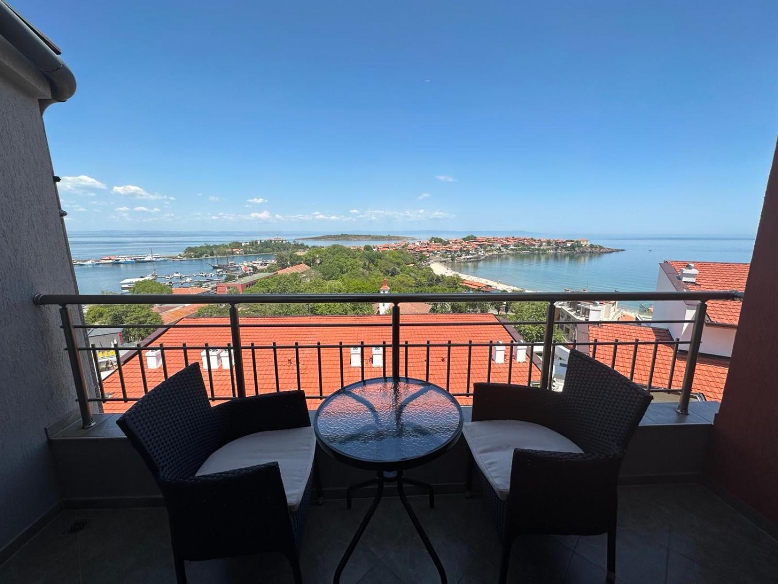 Family Hotel Radiana Sozopol Exteriör bild