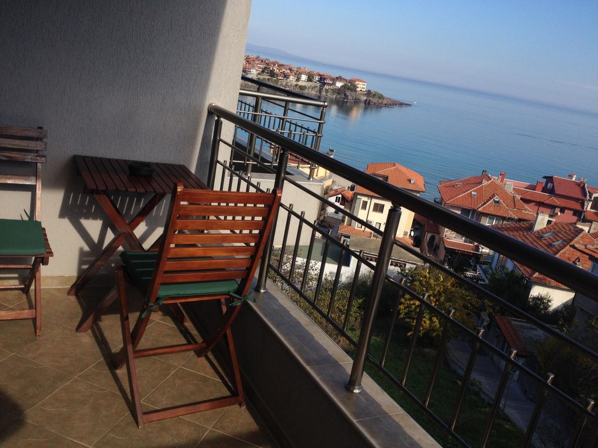 Family Hotel Radiana Sozopol Exteriör bild