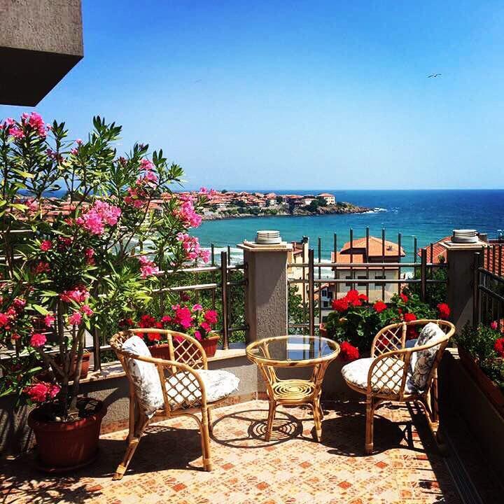 Family Hotel Radiana Sozopol Exteriör bild