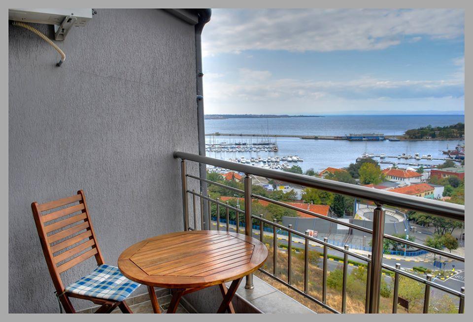 Family Hotel Radiana Sozopol Exteriör bild